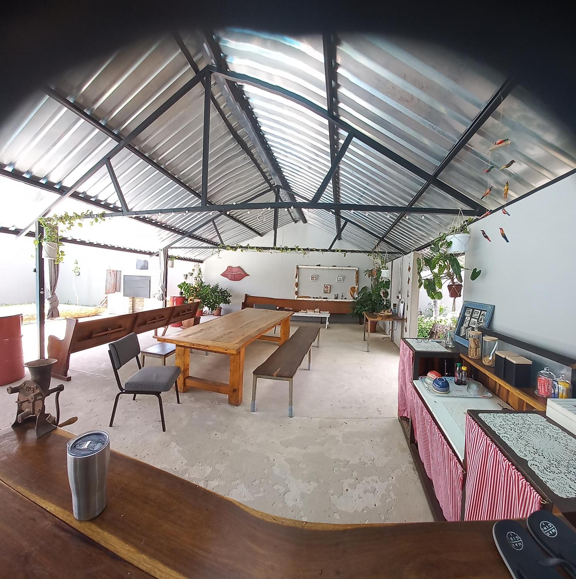 Urban Farm Haus Guesthouse Rundu Ngoại thất bức ảnh