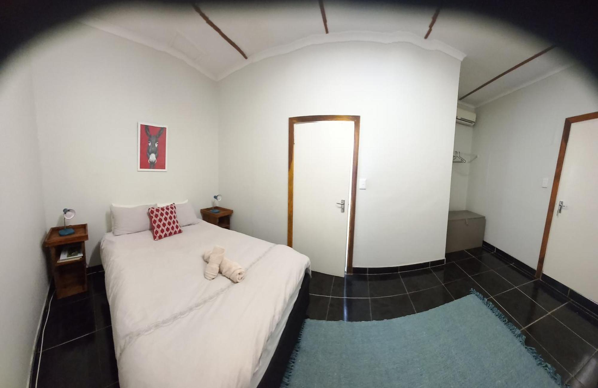 Urban Farm Haus Guesthouse Rundu Phòng bức ảnh